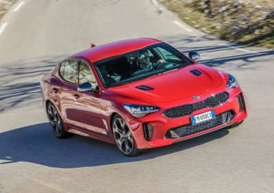 kia-stinger-2018-03.jpg
