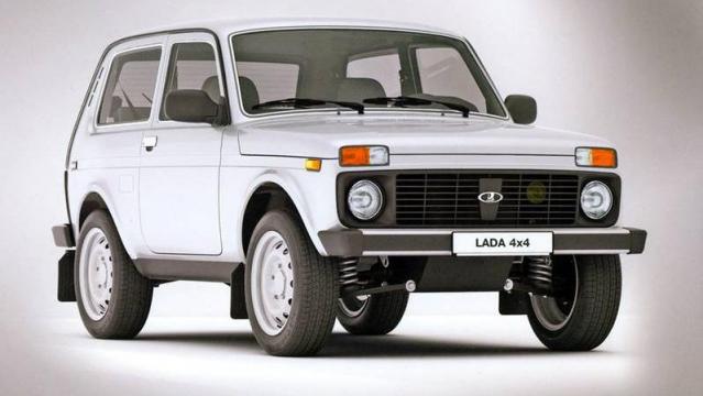 lada-4x4m-220_3-porte-lada-4x4m_4.jpg