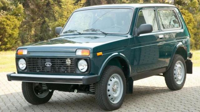 lada-niva-anteriore.jpg