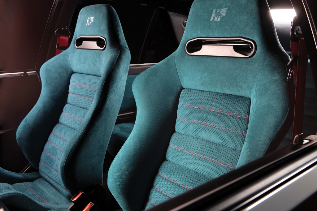 Lancia-Delta-HF interni.jpg