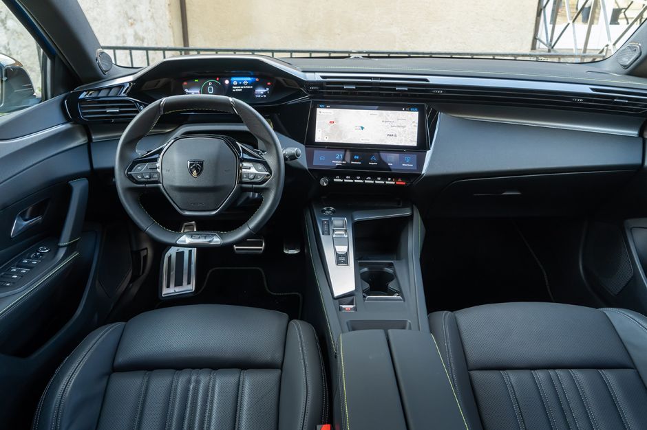 match-peugeot-308-2021-vs-mercedes-classe-a-12.jpg