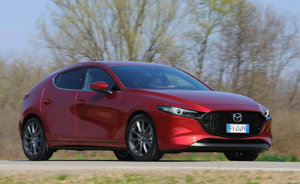 mazda-3-prova-2019-06_11.jpg
