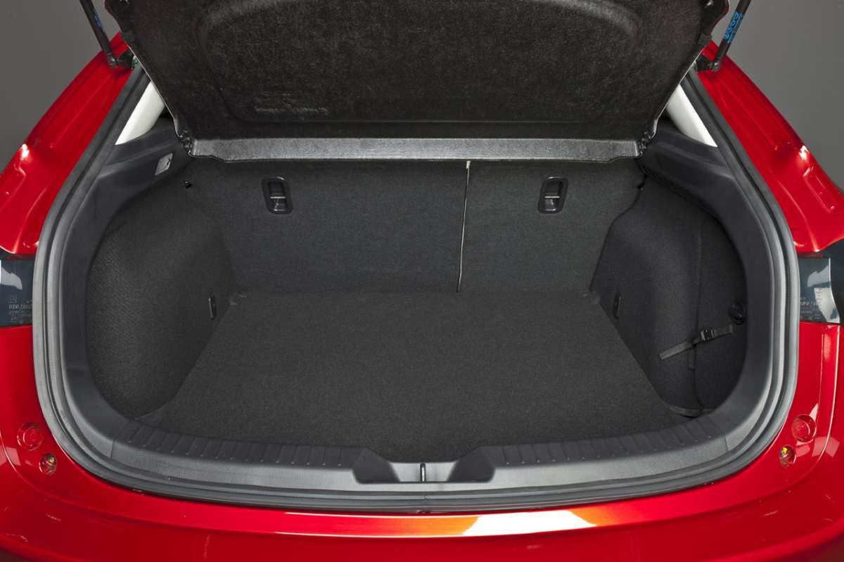 mazda-3-spazio-bagagliaio.jpg