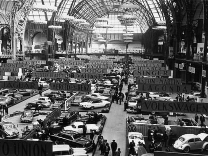 mondial-de-l-auto-le-salon-de-l-auto-1960_1131386.jpg