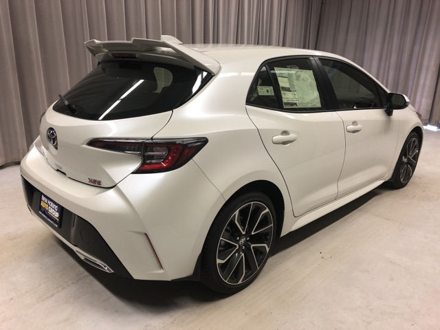 new-2019-toyota-corolla_hatchback-xsecvt-11261-18171240-8-640.jpg