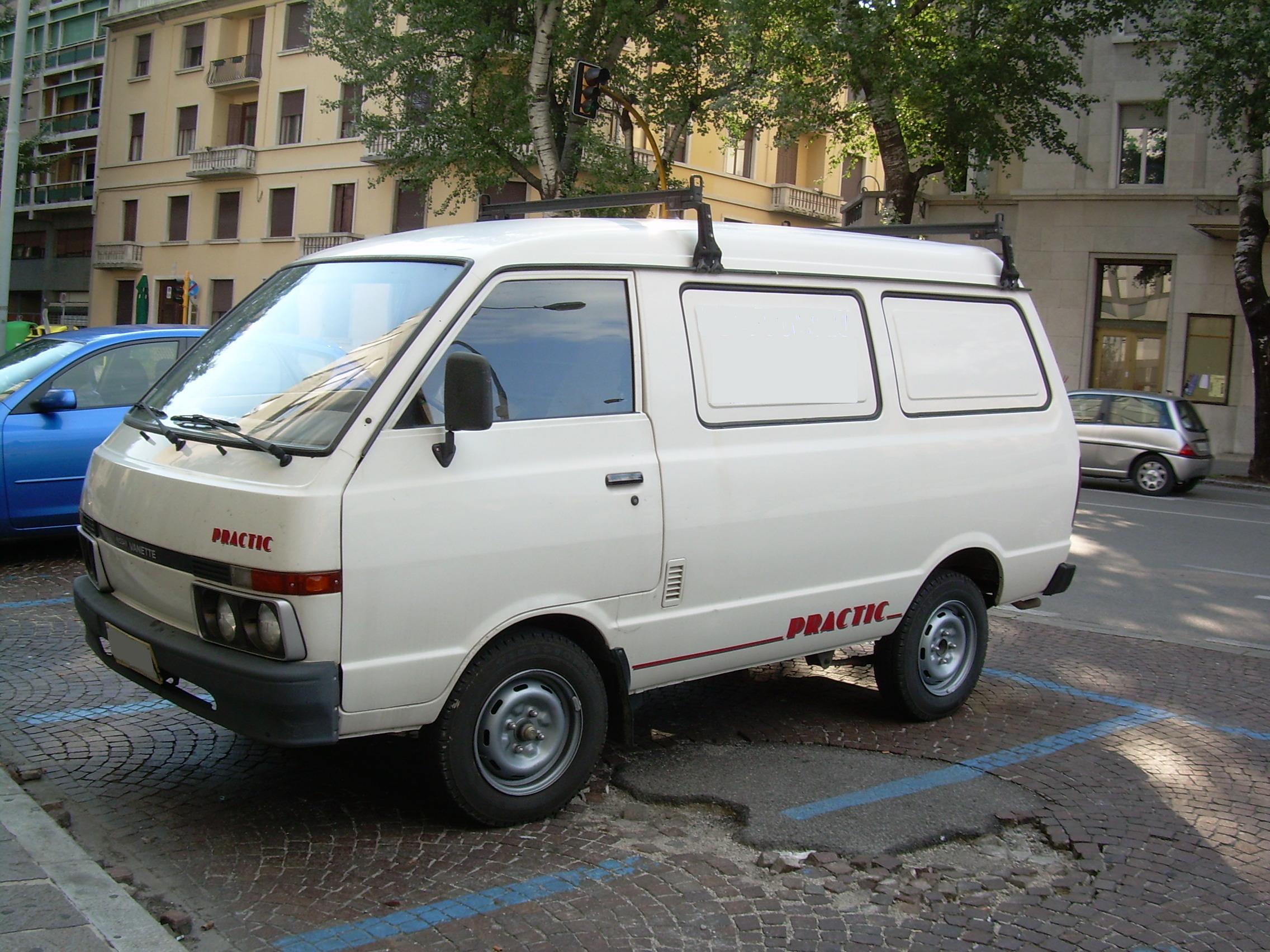 Nissan_Vanette_cargo.JPG.jpg