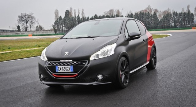 Peugeot208Gti30th-10-640x350.jpg