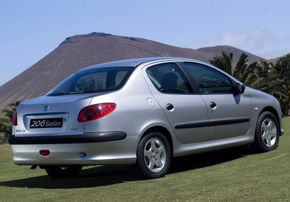 peugeot_206_2006_pictures_2_b.jpg