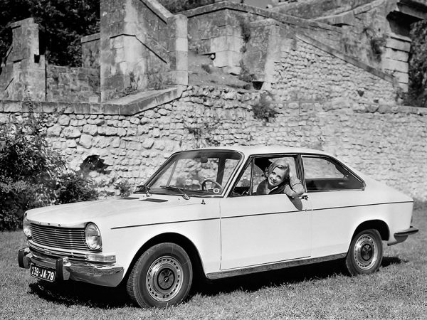 simca-1501-coach-heuliez-1968-600x450.jpg