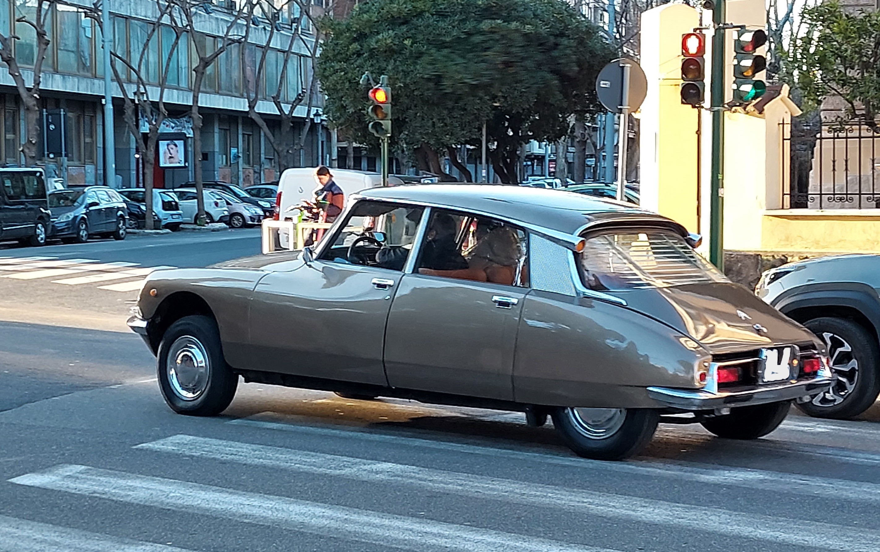 Squalo Citroen 2.jpg