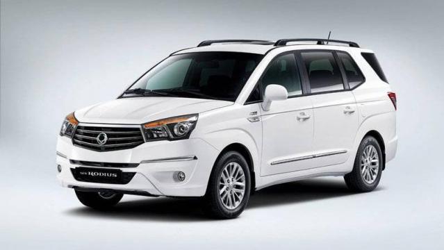 ssangyong-rodius-652_suv-5-porte-nuovo-ssangyong-rodius-17.jpg