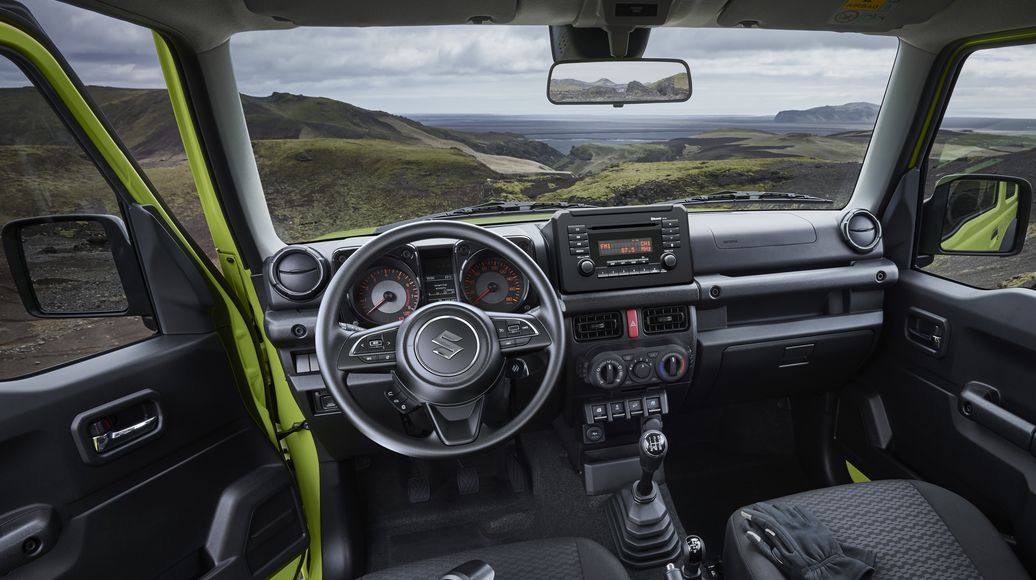 Suzuki_NEW_JIMNY_3-_Interni_1-54528-1036x580.jpg