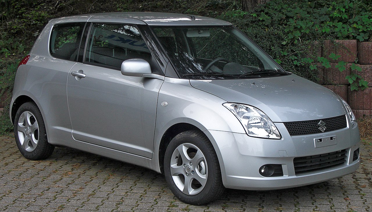 Suzuki_Swift_front-1.jpg