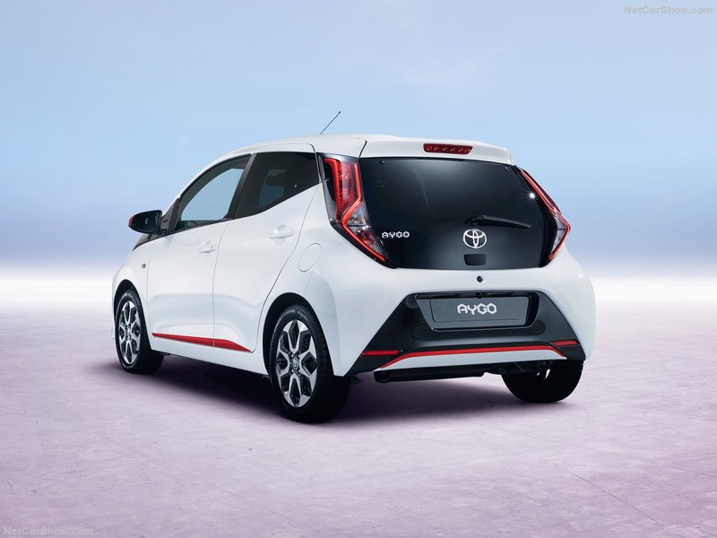 Toyota-Aygo-2019-800-03.jpg