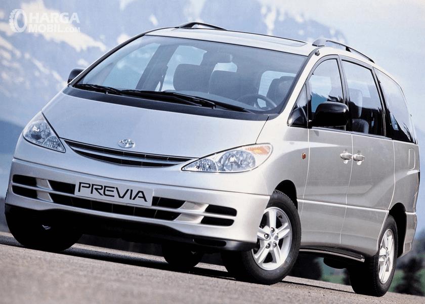 toyota-previa-depan-27bd.jpg