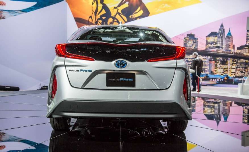 toyota-prius-plug-in.jpg