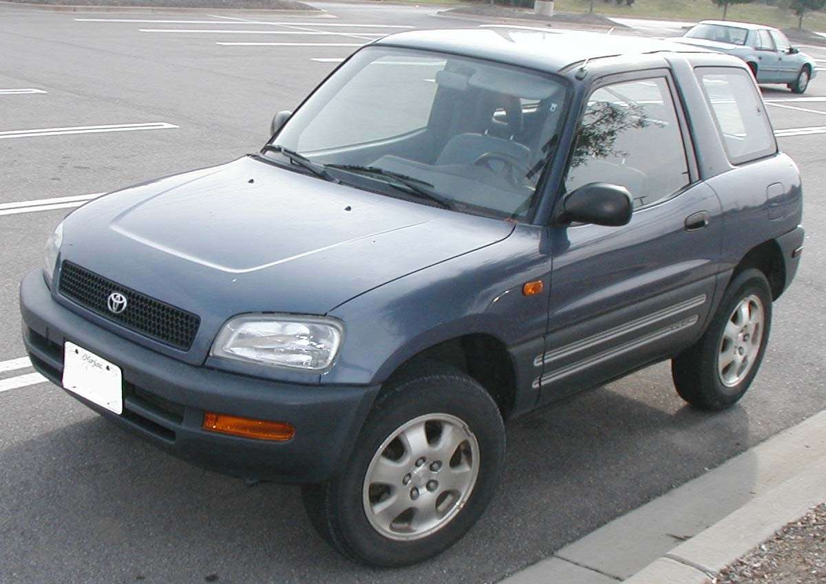 toyota-rav4-prima-serie.jpg