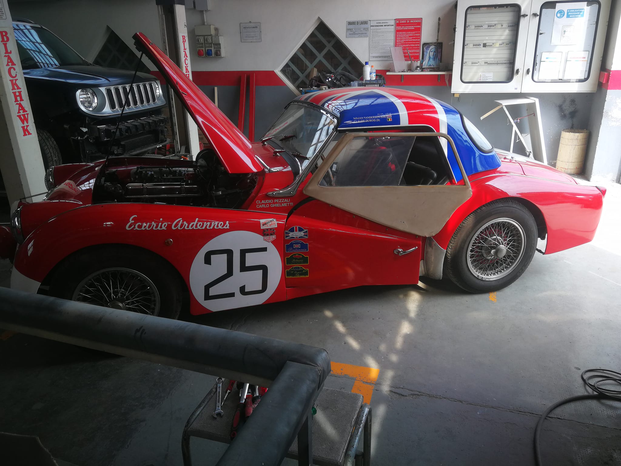 Triumph 3.jpg