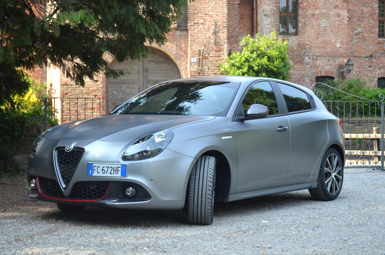 veloce con i 18.jpg