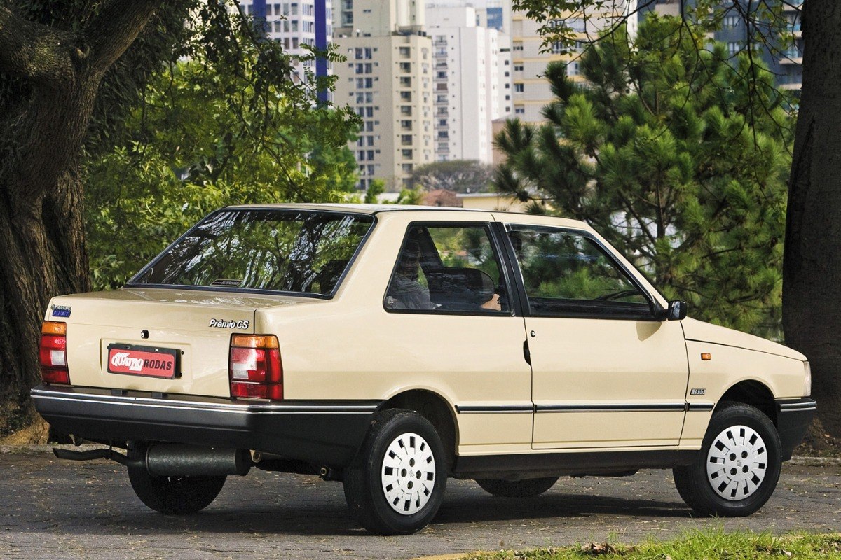 vidro-janela-fixa-traseira-direita-fiat-premio-2-portas-D_NQ_NP_628766-MLB26906979084_022018-F.jpg