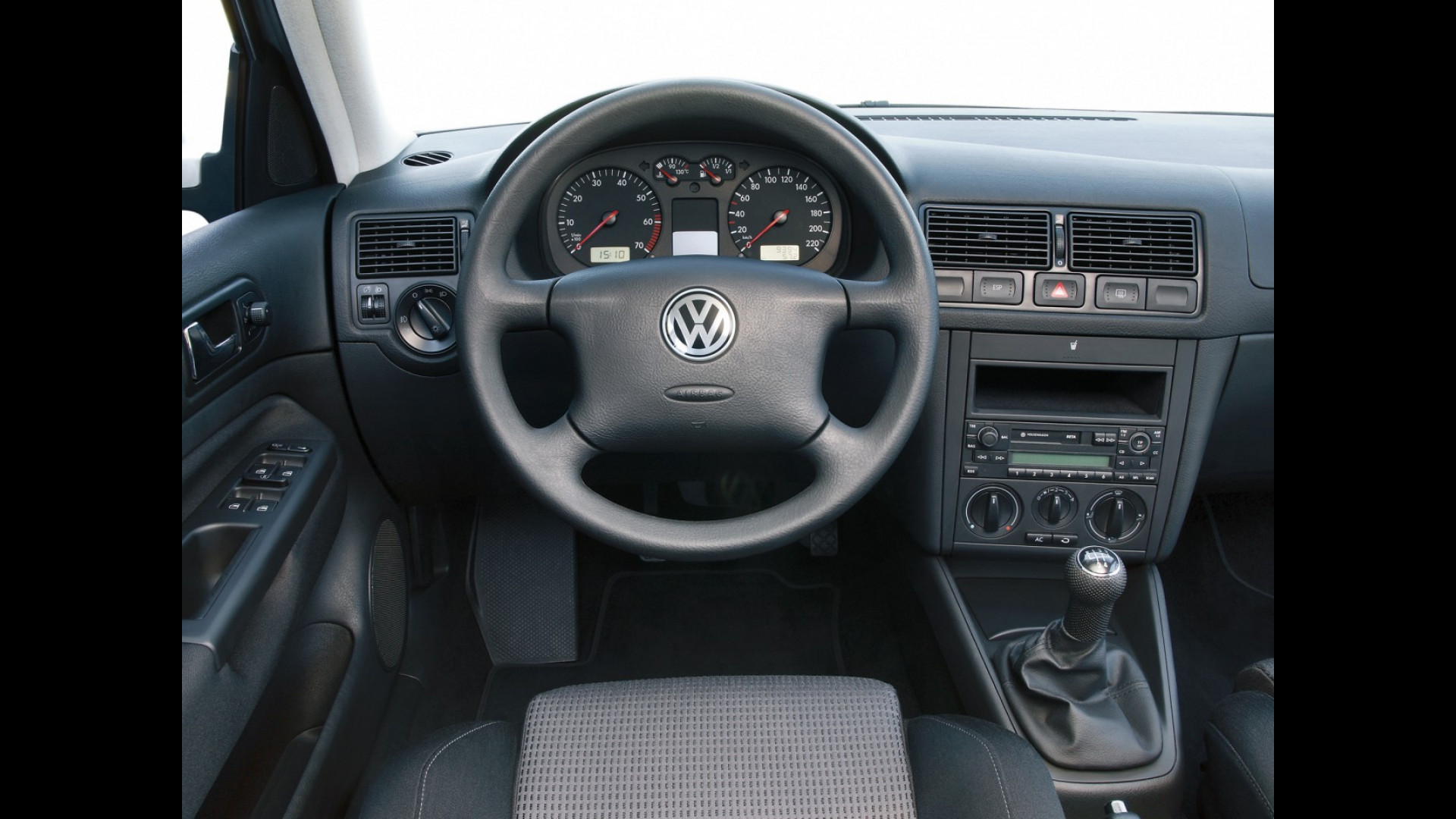 volkswagen-golf-iv-la-piu-amata-di-sempre.jpg