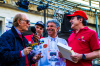 A - Consegna targa ricordo a Nino Vaccarella 2.png